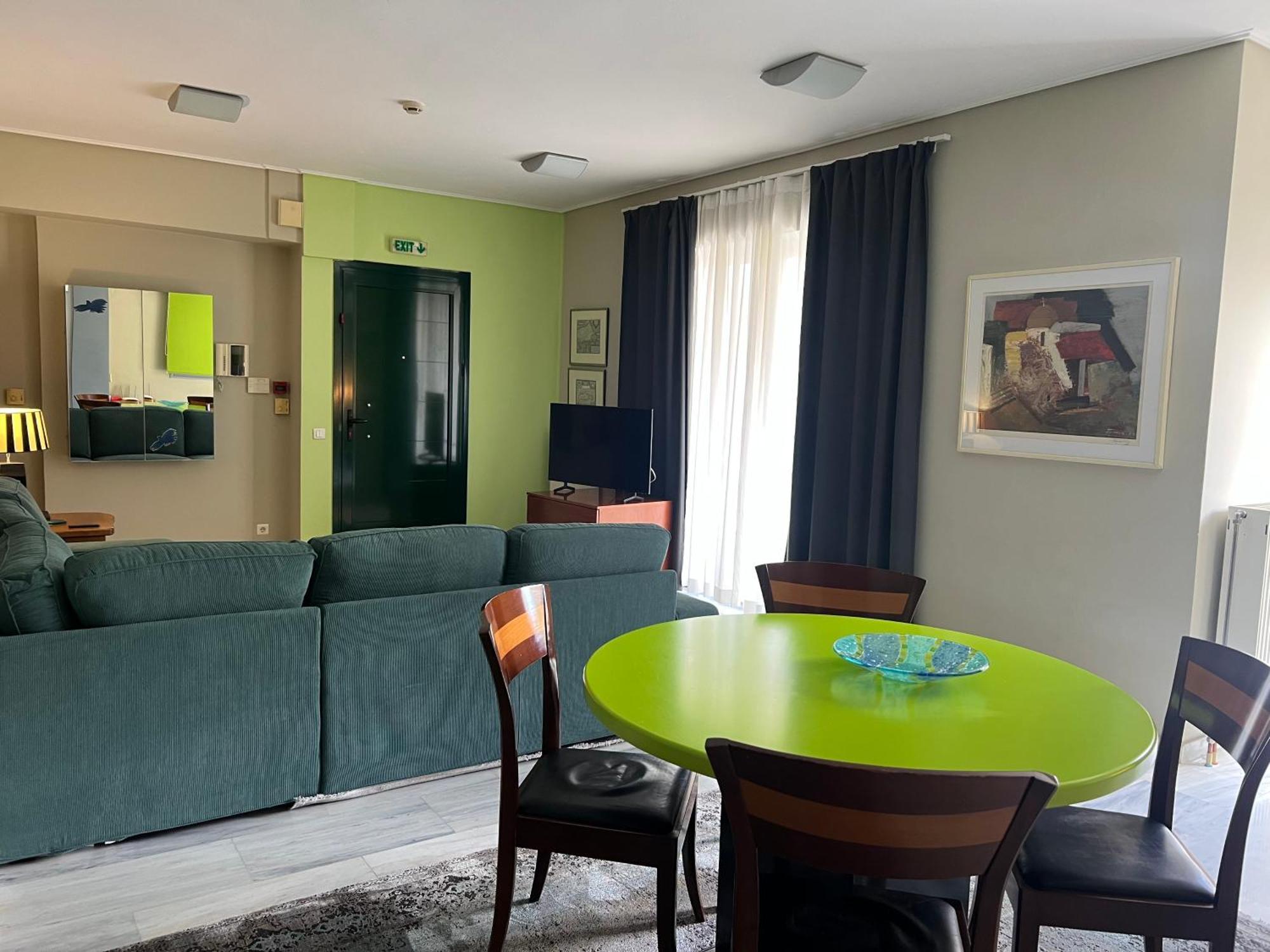 Green Apartment Near Marousi Hospitals & Oaka, By Promoshomes Maroussi Exterior photo